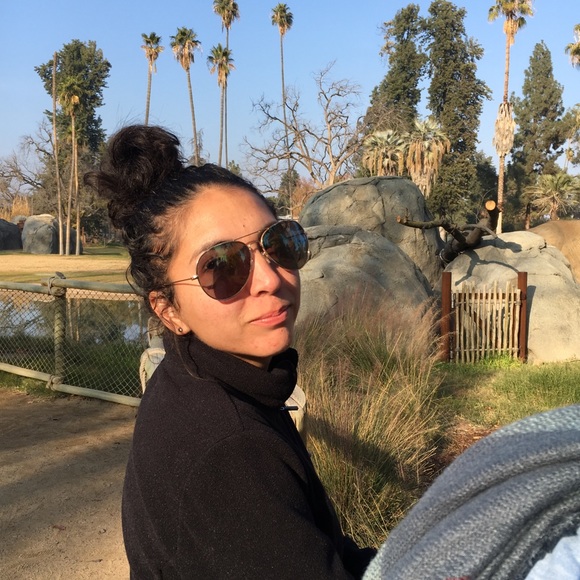 Meet your Posher, Veronica - Picture 1 of 1